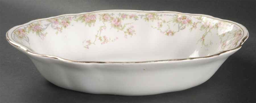 H135 11" Oval Vegetable Bowl by Homer Laughlin -1
