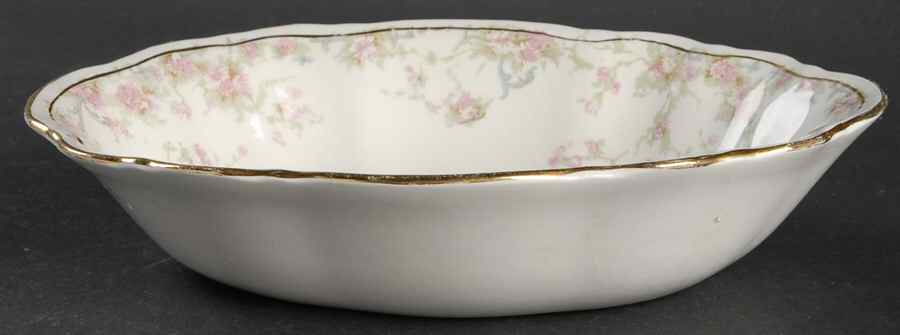 H135 9" Oval Vegetable Bowl by Homer Laughlin -1