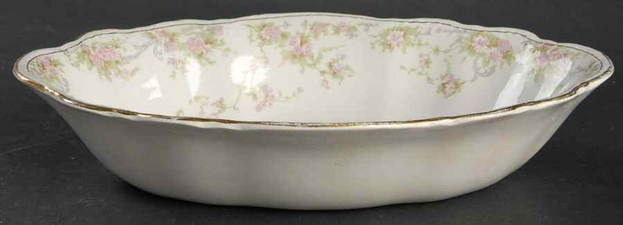 H135 10" Oval Vegetable Bowl by Homer Laughlin -1