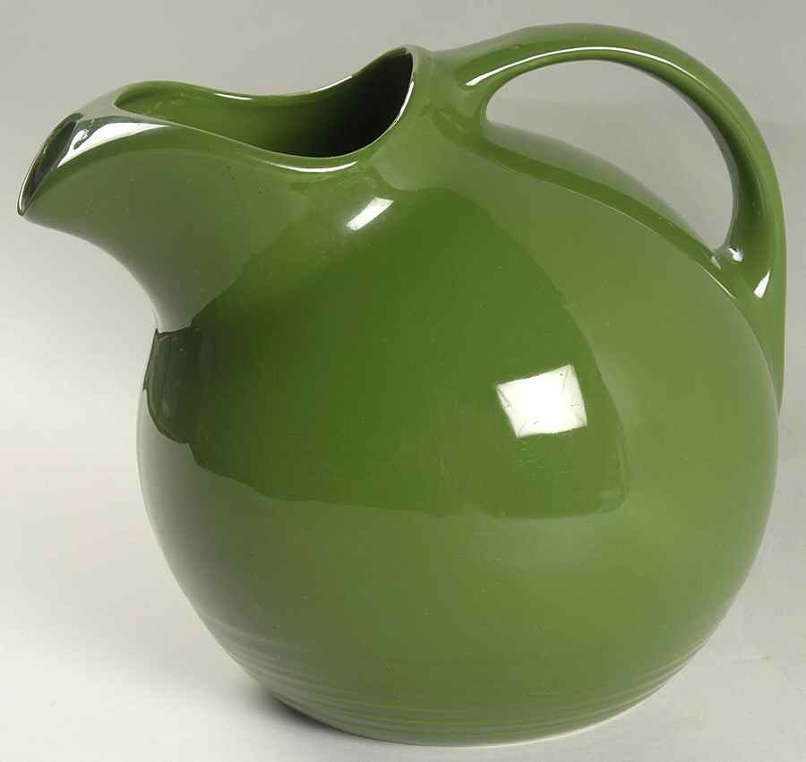 Harlequin Forest Green 80 Oz Pitcher by Homer Laughlin -1