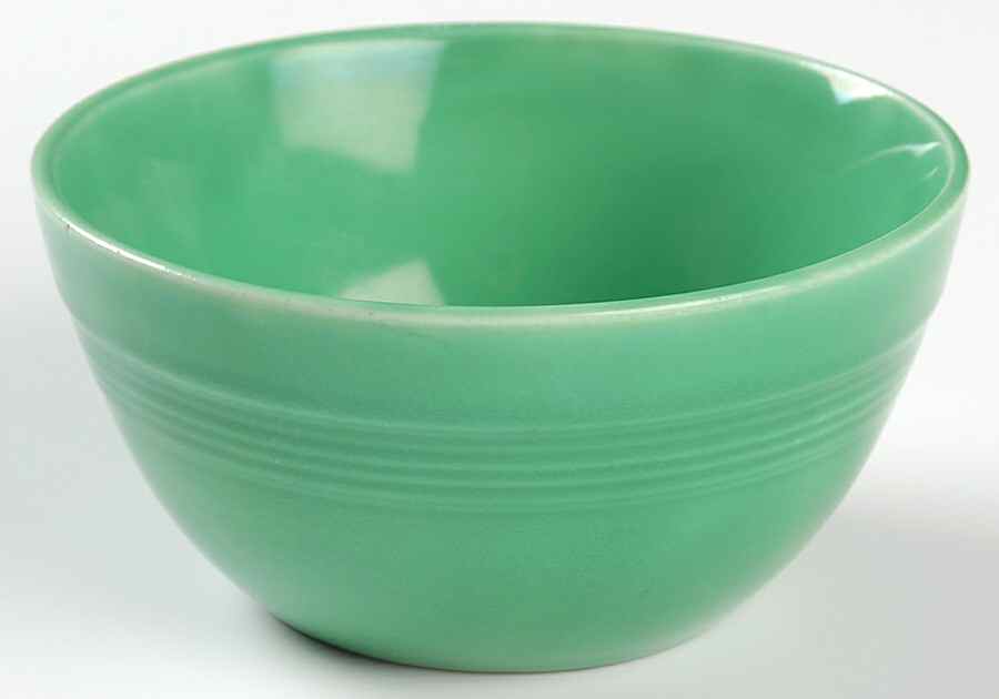 Harlequin Light Green Cranberry 36s Bowl by Homer Laughlin -1