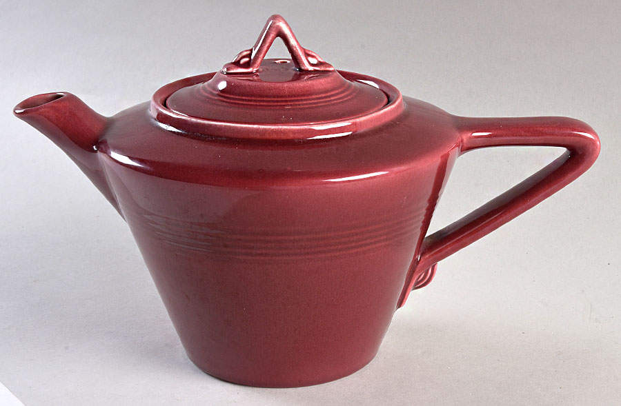 Harlequin Maroon Teapot & Lid by Homer Laughlin -1