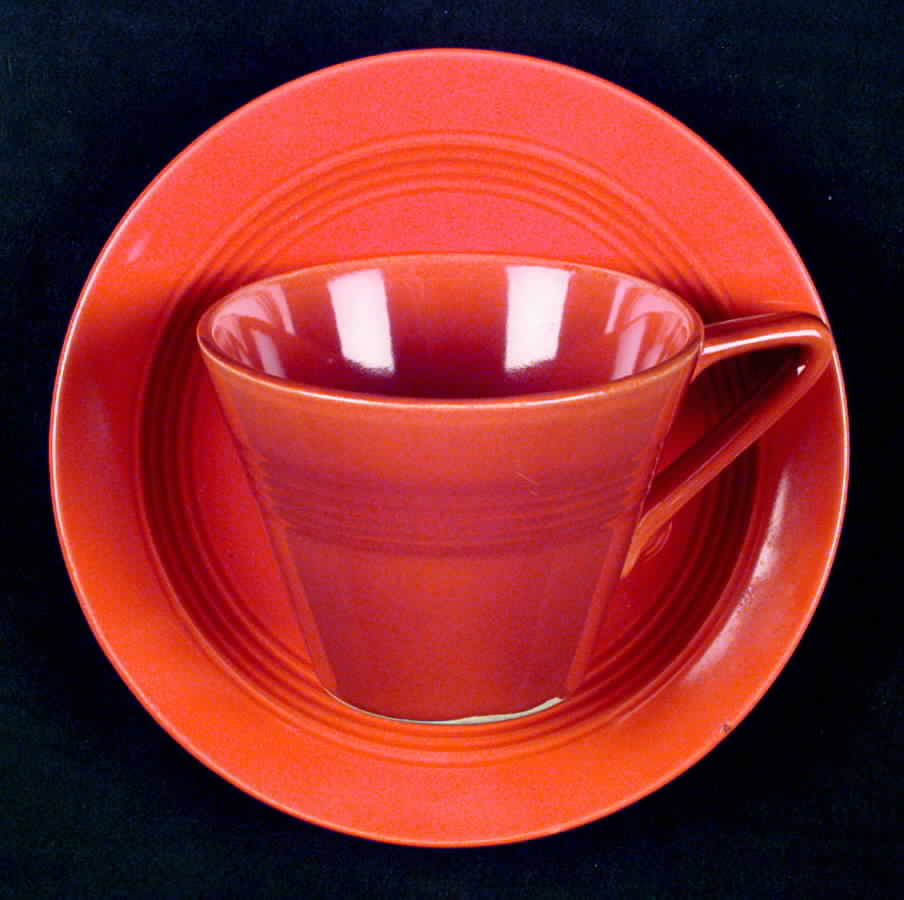 Harlequin Red Flat Cup & Saucer Set by Homer Laughlin -1