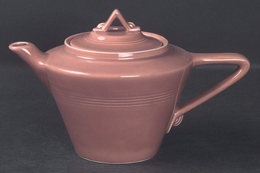 Harlequin Rose Teapot & Lid by Homer Laughlin -1