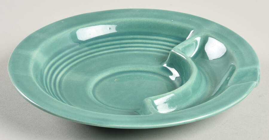 Harlequin Spruce Green Ashtray Saucer by Homer Laughlin -1