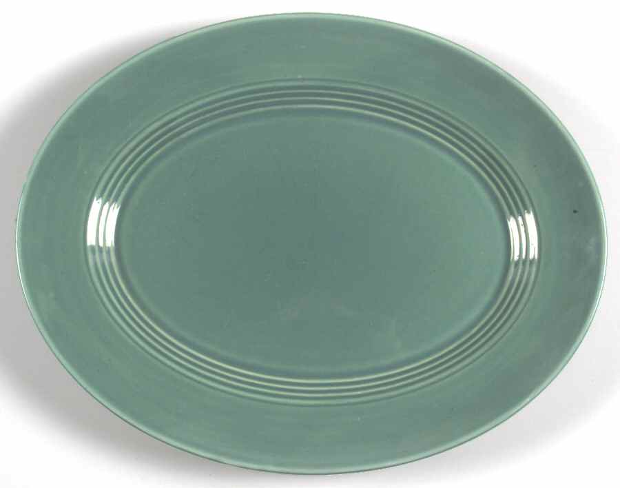 Harlequin Spruce Green 13" Oval Serving Platter by Homer Laughlin -1