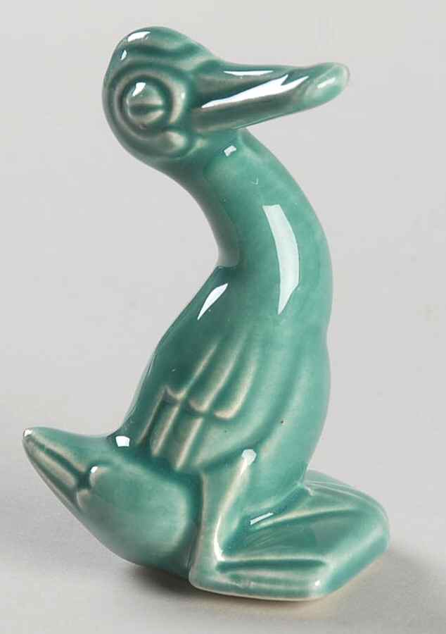 Harlequin Spruce Green Duck Figurine by Homer Laughlin -1