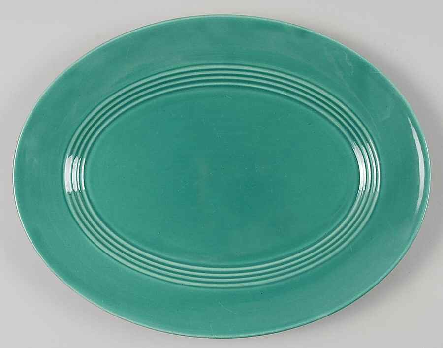 Harlequin Spruce Green 11" Oval Serving Platter by Homer Laughlin -1