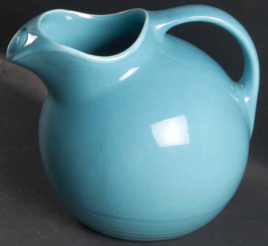 Harlequin Turquoise (Older) 80 Oz Pitcher by Homer Laughlin -1