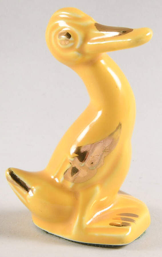 Harlequin Yellow (Older) Duck Figurine by Homer Laughlin -1