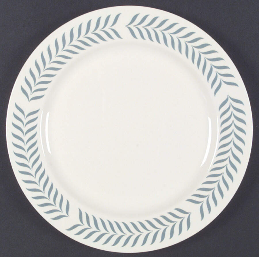 HLC107 Dinner Plate by Homer Laughlin -1