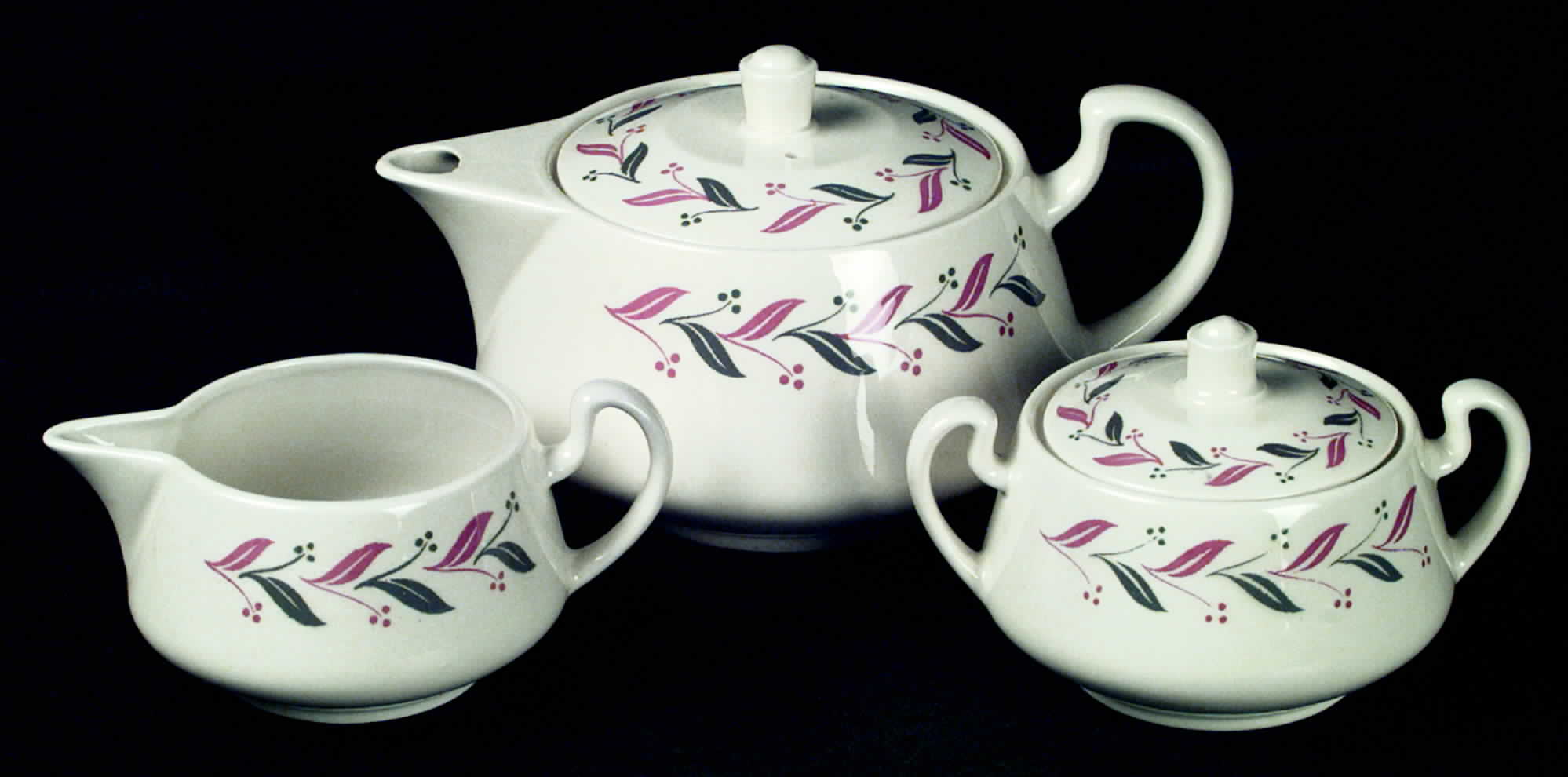 HLC109 Creamer by Homer Laughlin -1