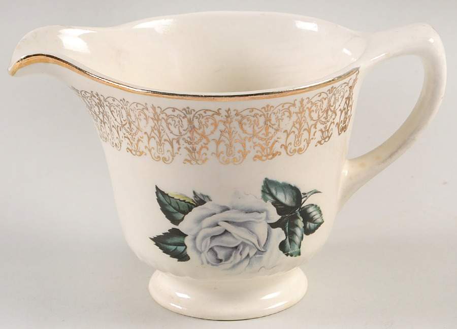 HLC114 Creamer by Homer Laughlin -1