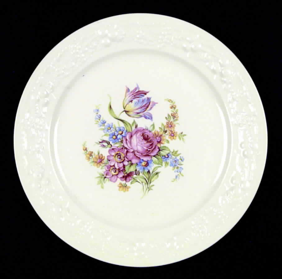 TH5 Dinner Plate by Homer Laughlin -1