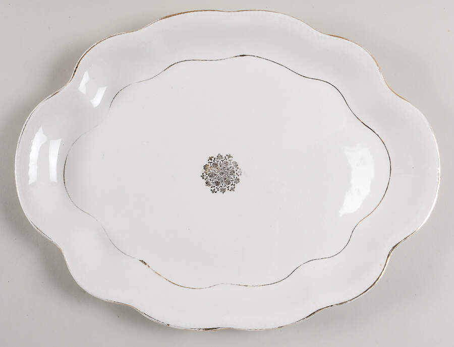 AX107 15" Oval Serving Platter by Homer Laughlin -1
