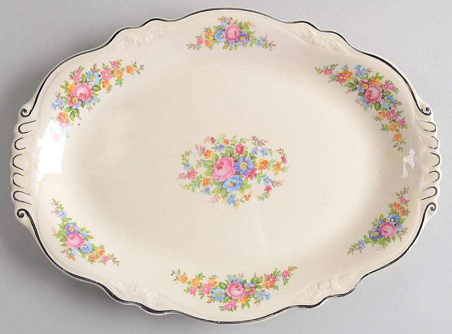 VR106 11" Oval Serving Platter by Homer Laughlin -1
