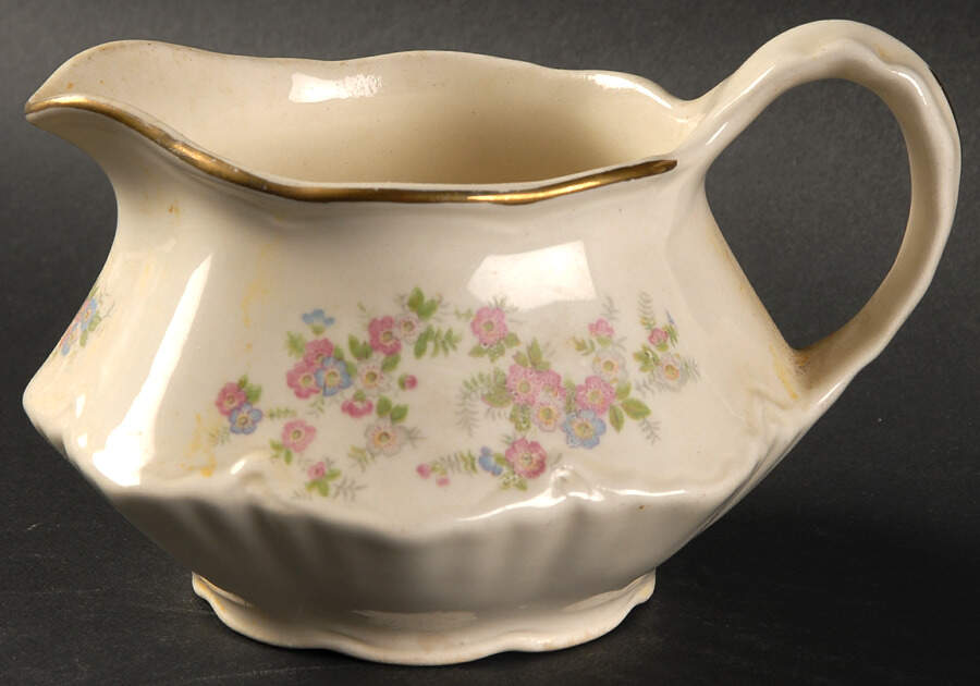 HLC158 Creamer by Homer Laughlin -1