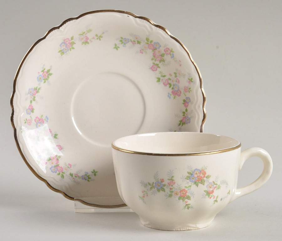 HLC158 Flat Cup & Saucer Set by Homer Laughlin -1
