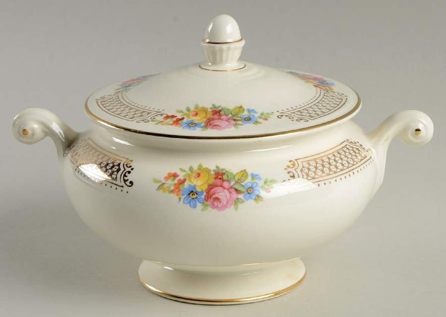 N1449 Sugar Bowl & Lid by Homer Laughlin -1