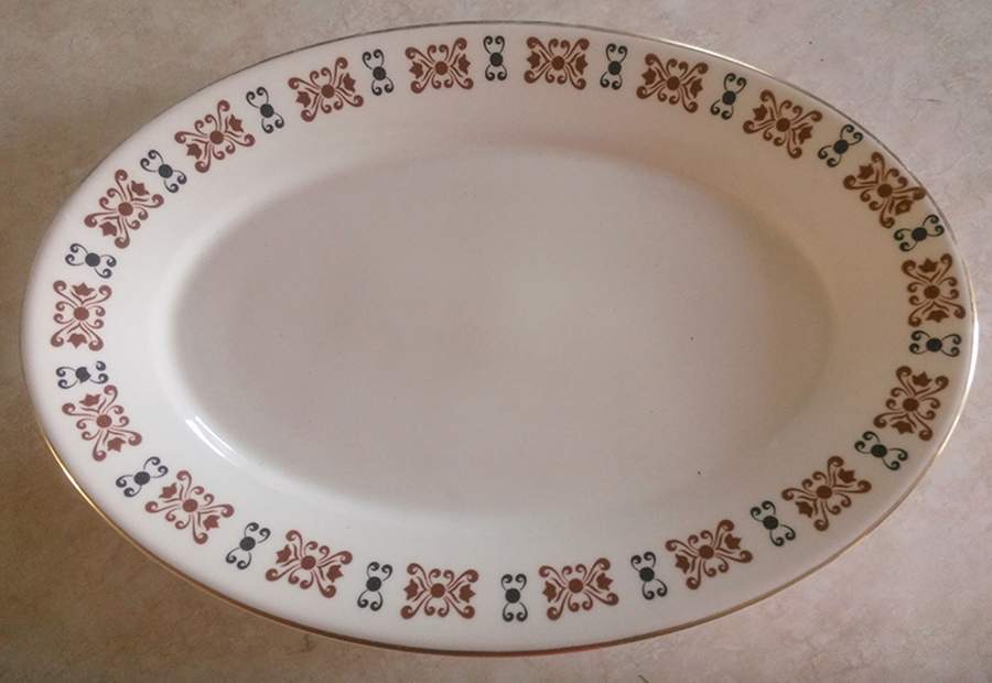 Anniversary 13" Oval Serving Platter by Homer Laughlin -1