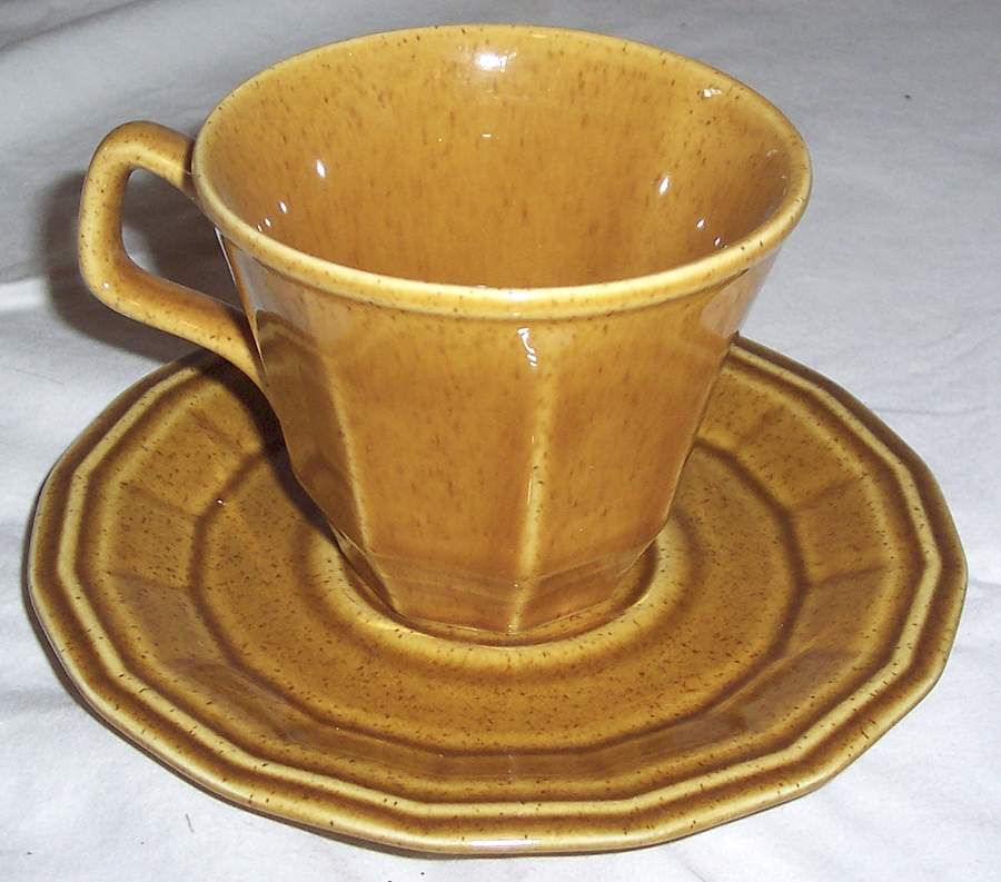 Milano Gold Flat Cup & Saucer Set by Homer Laughlin -1