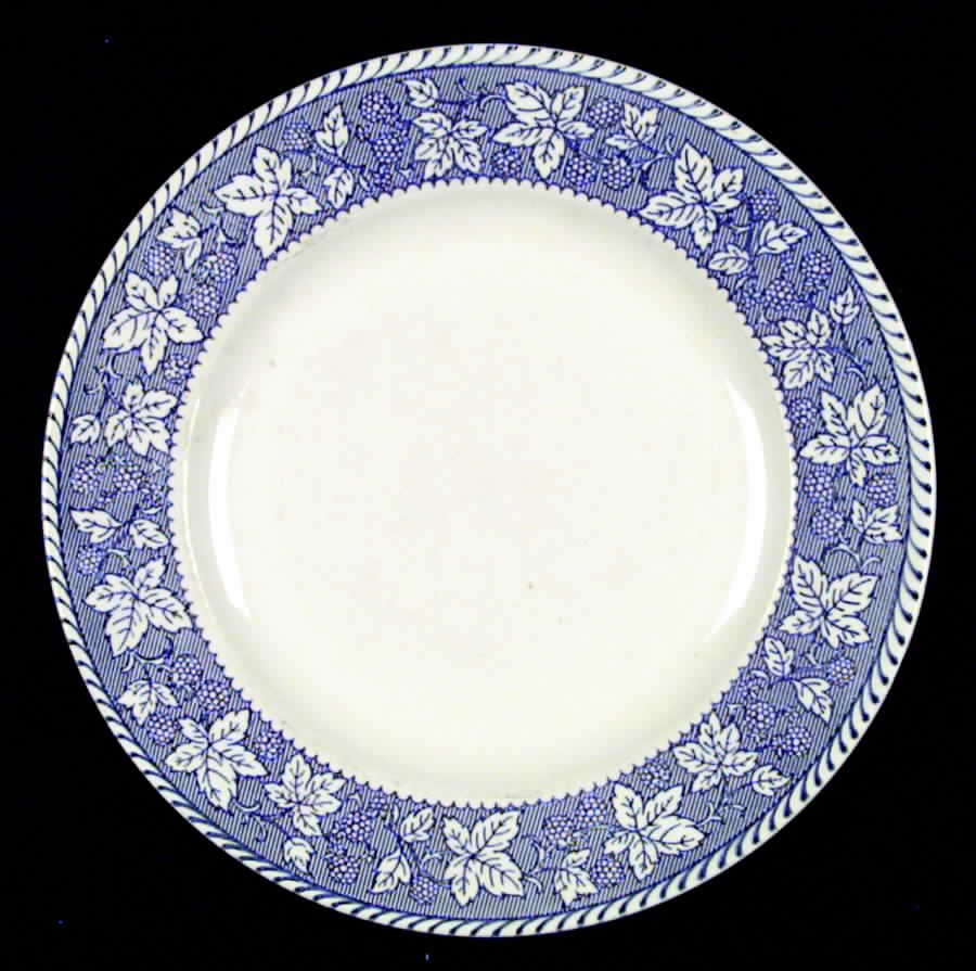 B1472 Dinner Plate by Homer Laughlin -1