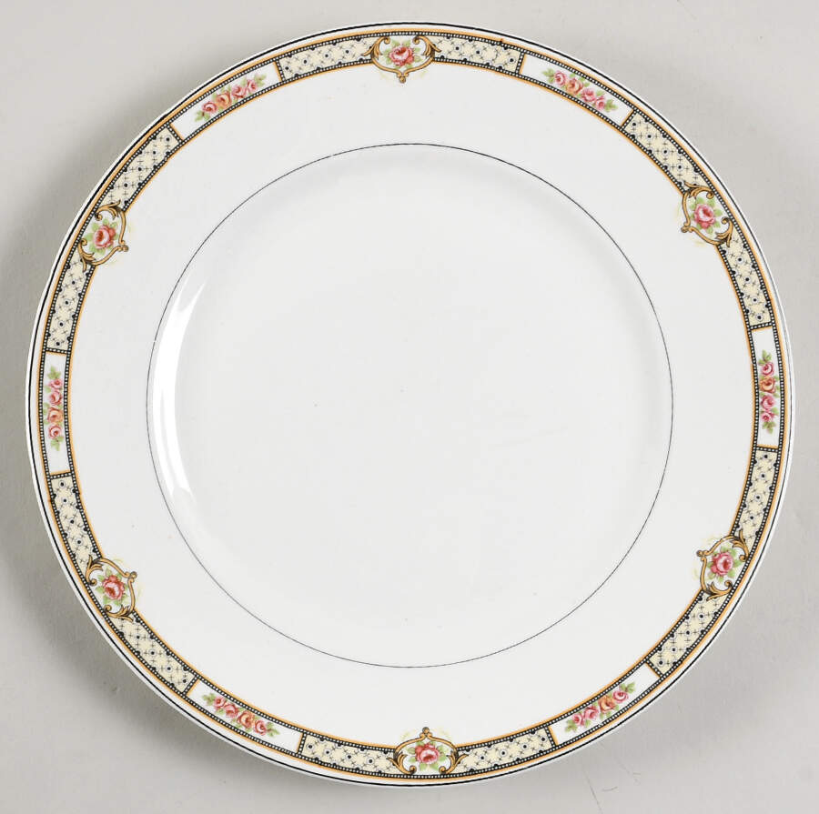 French Border Luncheon Plate by Homer Laughlin -1