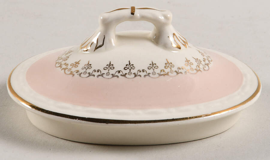 G3438 Lid for Sugar Bowl by Homer Laughlin -1