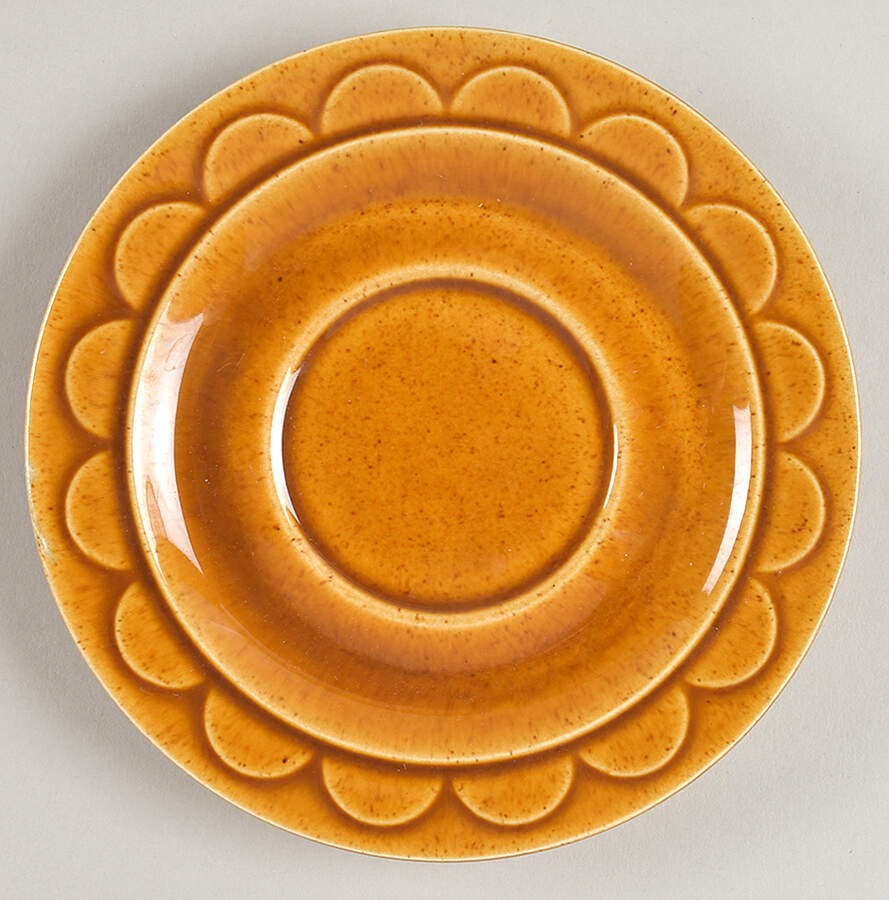 Gold Cortez Saucer by Homer Laughlin -1