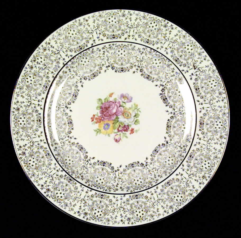 HLC201 Dinner Plate by Homer Laughlin -1