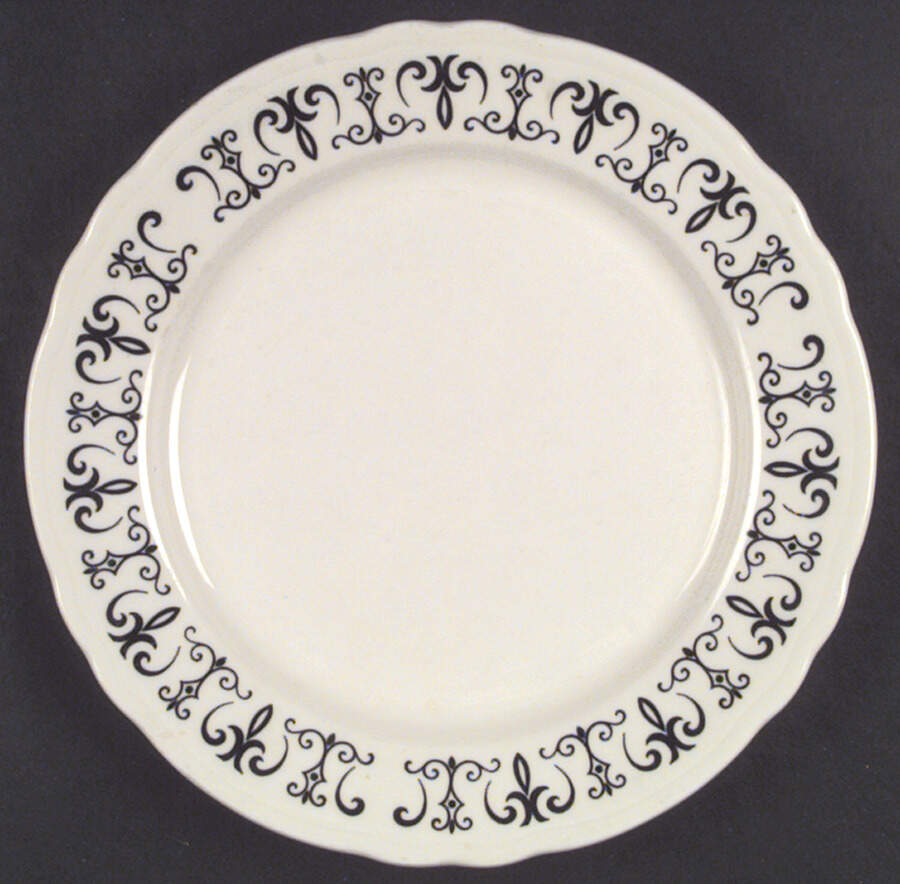 Old Gothic Black Dinner Plate by Homer Laughlin -1