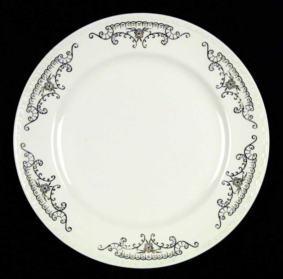 HLC219 Dinner Plate by Homer Laughlin -1