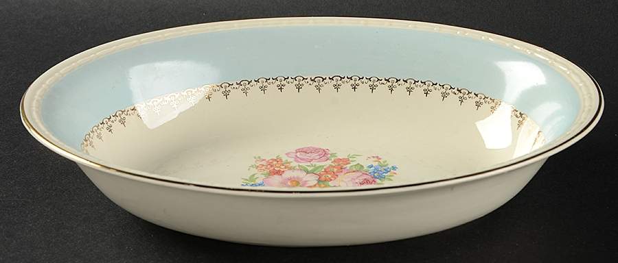 CAC168 9" Oval Vegetable Bowl by Homer Laughlin -1
