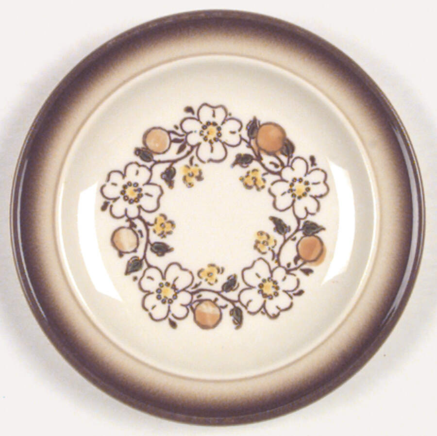 HLC230 Bread & Butter Plate by Homer Laughlin -1