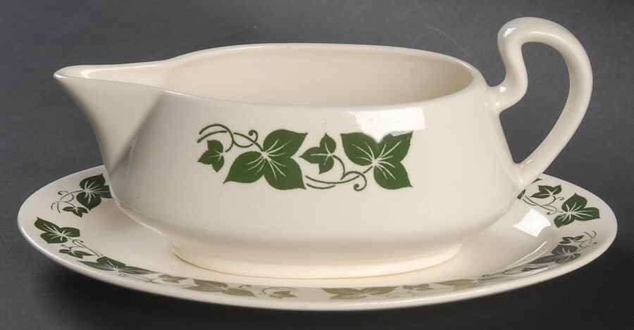 HLC258 Gravy Boat & Underplate/Relish by Homer Laughlin -1