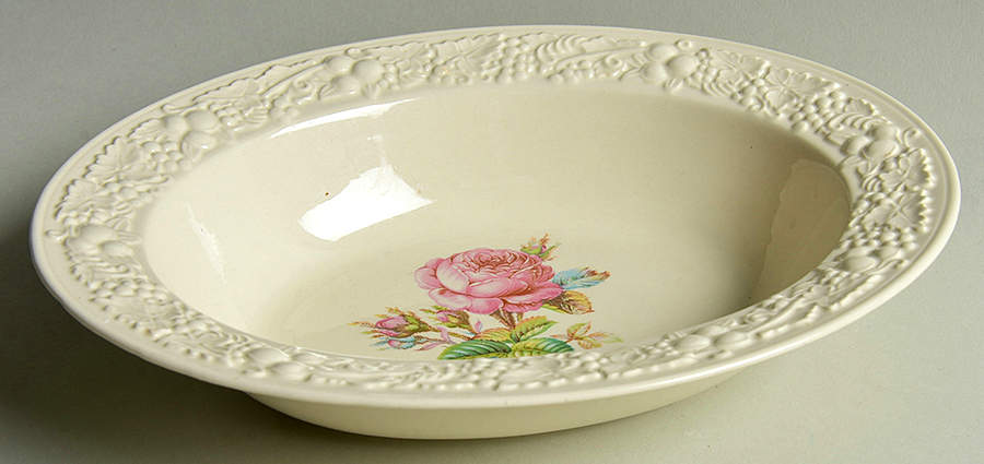 TH1 9" Oval Vegetable Bowl by Homer Laughlin -1