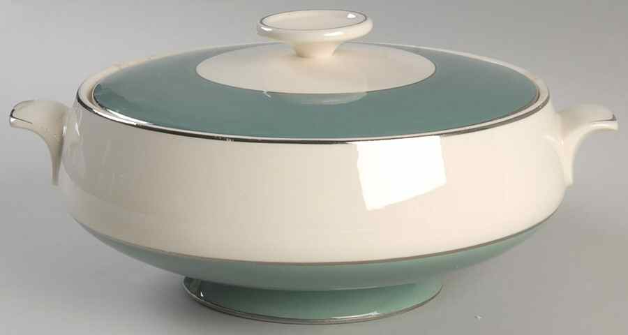 Lexington (Eggshell Cavalier) Round Covered Vegetable by Homer Laughlin -1