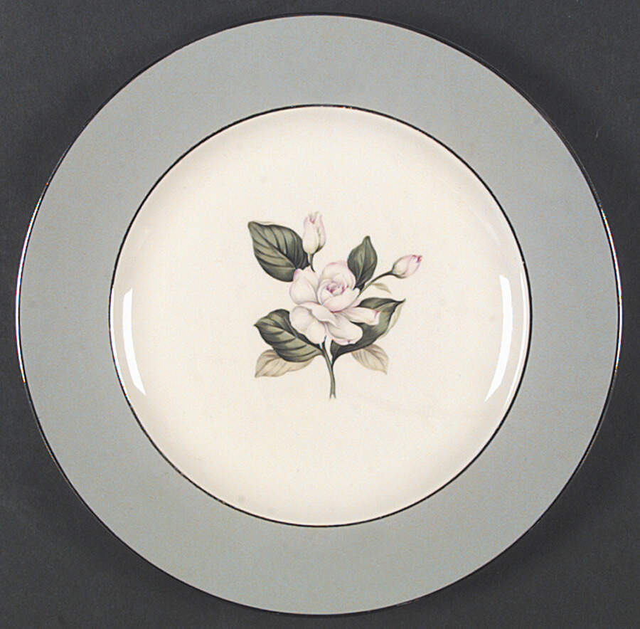 HLC342 Dinner Plate by Homer Laughlin -1