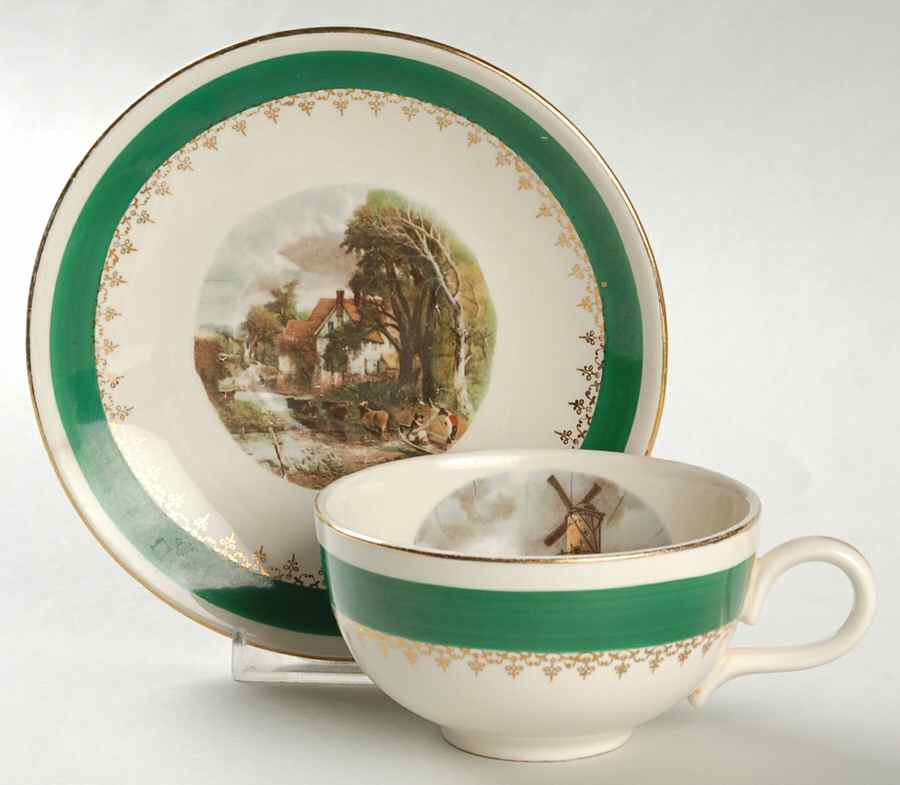 FP122 Flat Cup & Saucer Set by Homer Laughlin -1