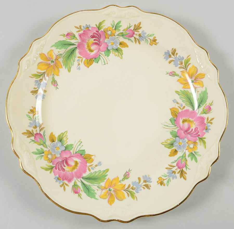 CAC186 Luncheon Plate by Homer Laughlin -1