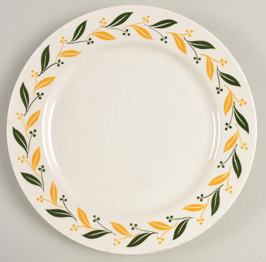 HLC353 Luncheon Plate by Homer Laughlin -1