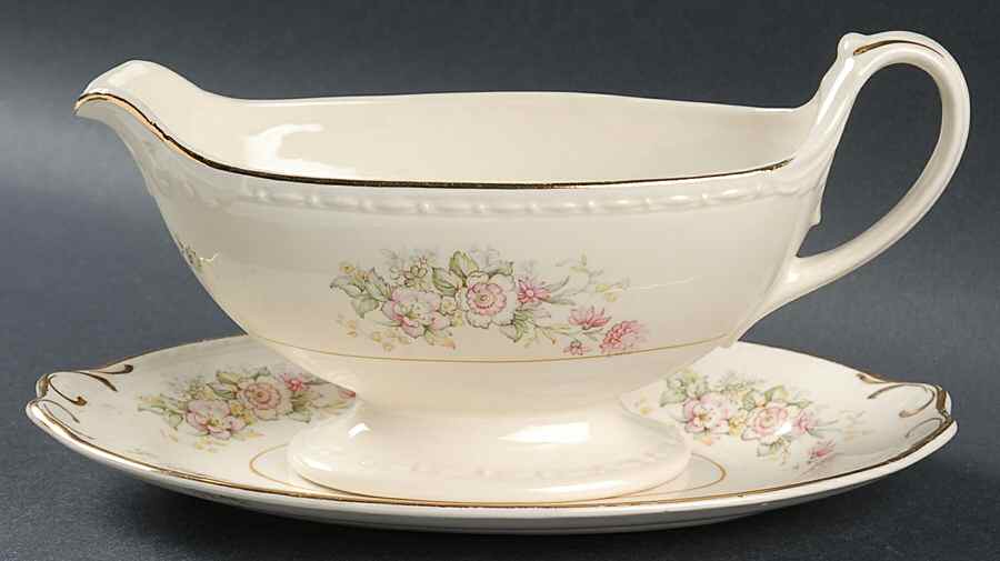 HLC376 Gravy Boat & Underplate/Relish by Homer Laughlin -1