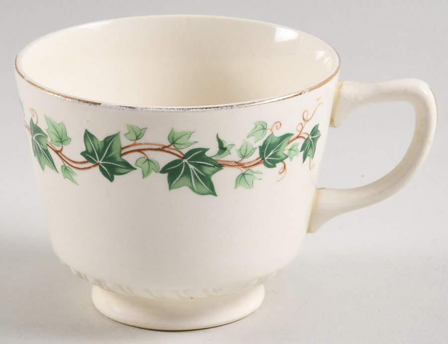 HLC39 Footed Cup by Homer Laughlin -1