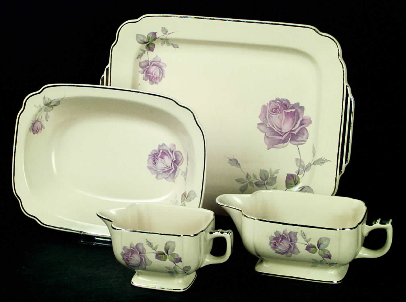 C8 Creamer by Homer Laughlin -1