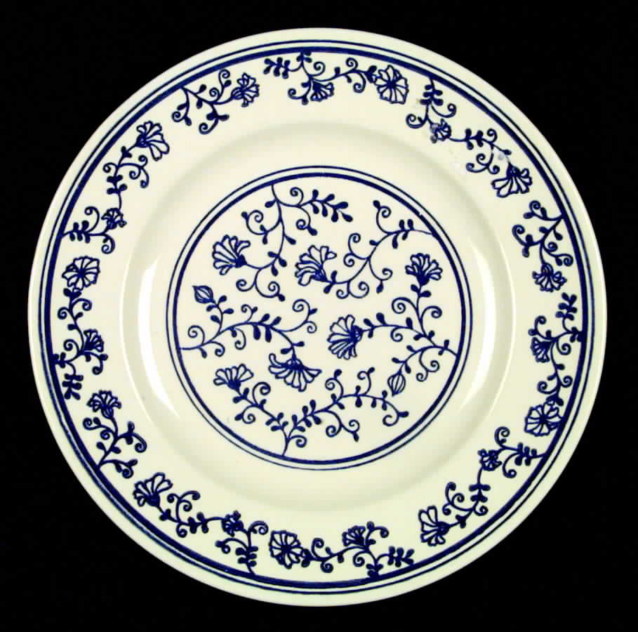 Sturbridge Dinner Plate by Homer Laughlin -1