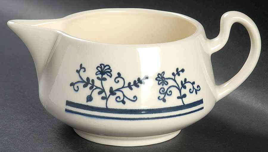 Sturbridge Creamer by Homer Laughlin -1