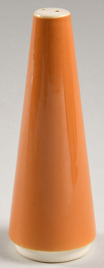 Acorn Salt Shaker by Homer Laughlin -1