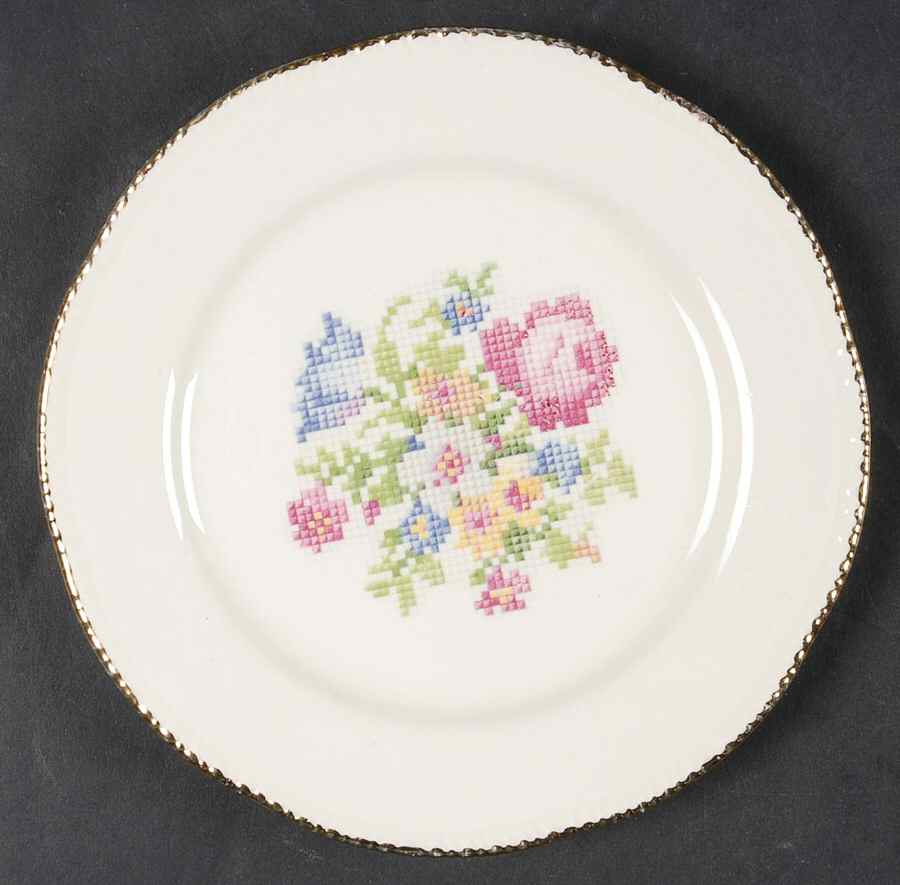 L611 Bread & Butter Plate by Homer Laughlin -1