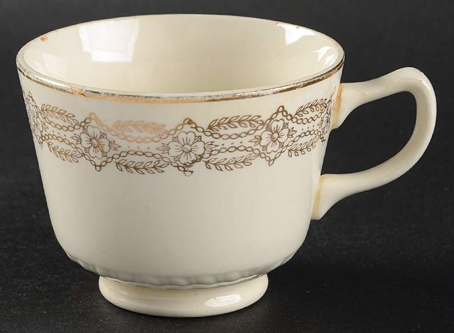HLC466 Footed Cup by Homer Laughlin -1