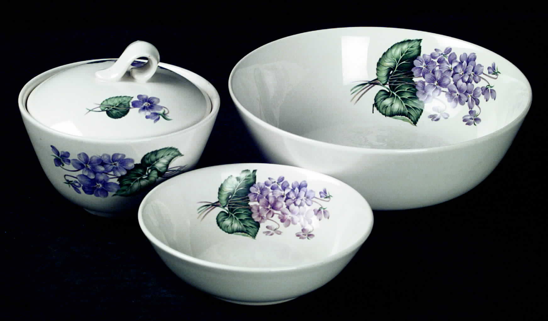 MW181 Fruit/Dessert (Sauce) Bowl by Homer Laughlin -1